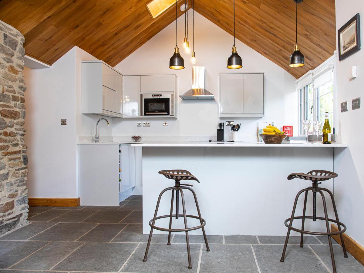 Swansea Valley Holiday Cottages Cilybebyll Exterior foto